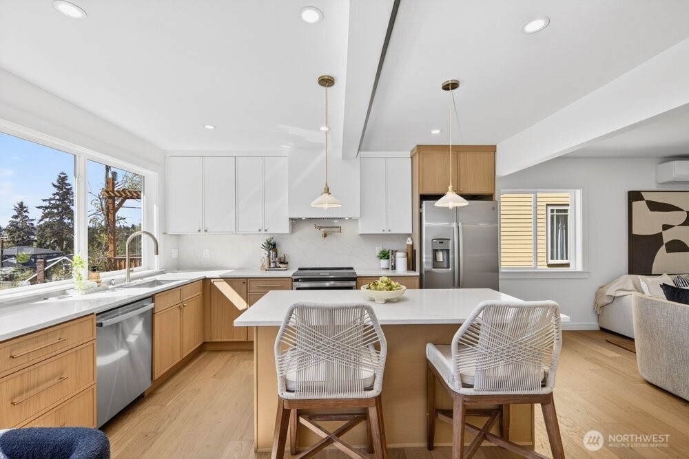5639 3rd Avenue NW, Seattle, WA 98107
