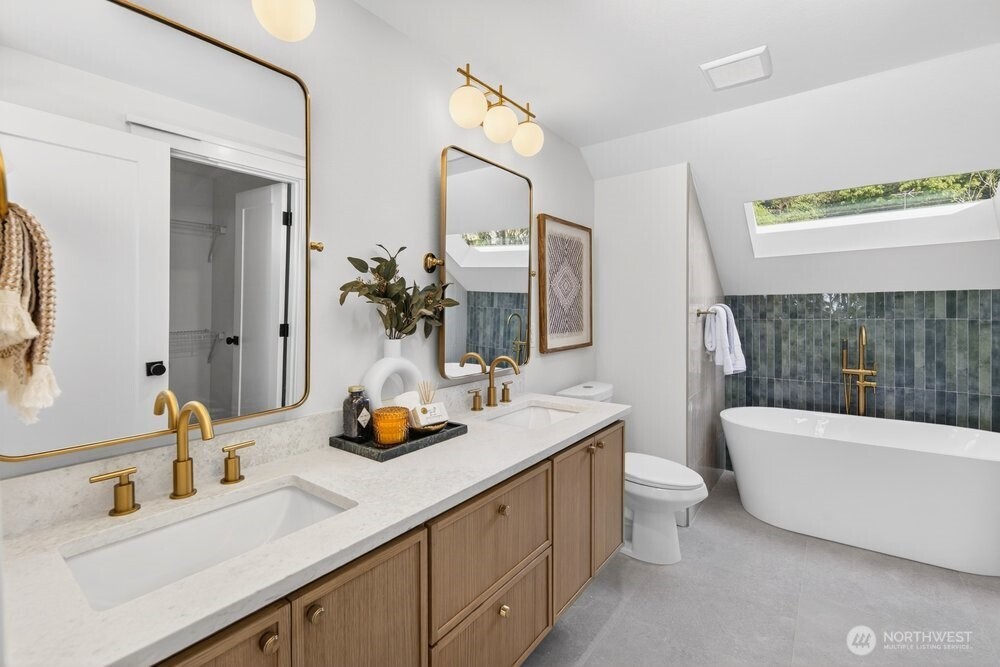 5639 3rd Avenue NW, Seattle, WA 98107