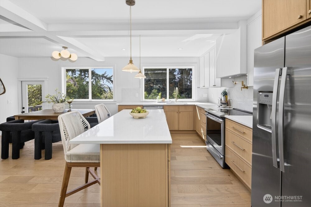 5639 3rd Avenue NW, Seattle, WA 98107