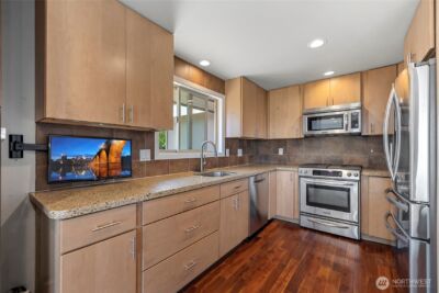 12103 Hilynn Drive , Burlington, WA 98233 - Photo 11