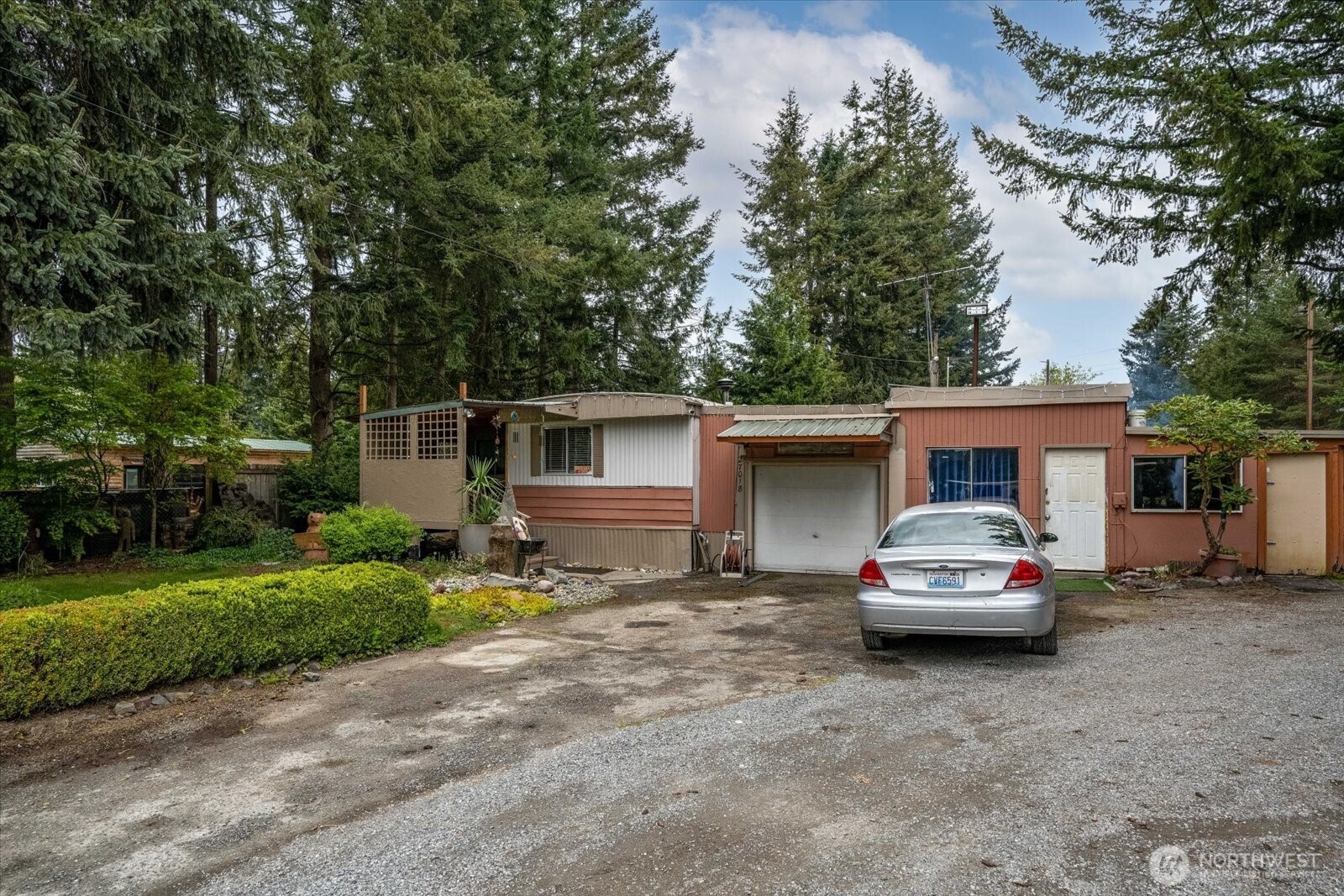 27018 233rd Place SE, Maple Valley, WA 98038