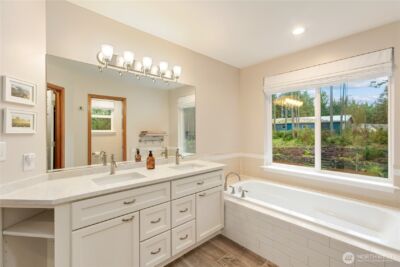 1093 SE St Patrick Court , Port Orchard, WA 98367 - Photo 22