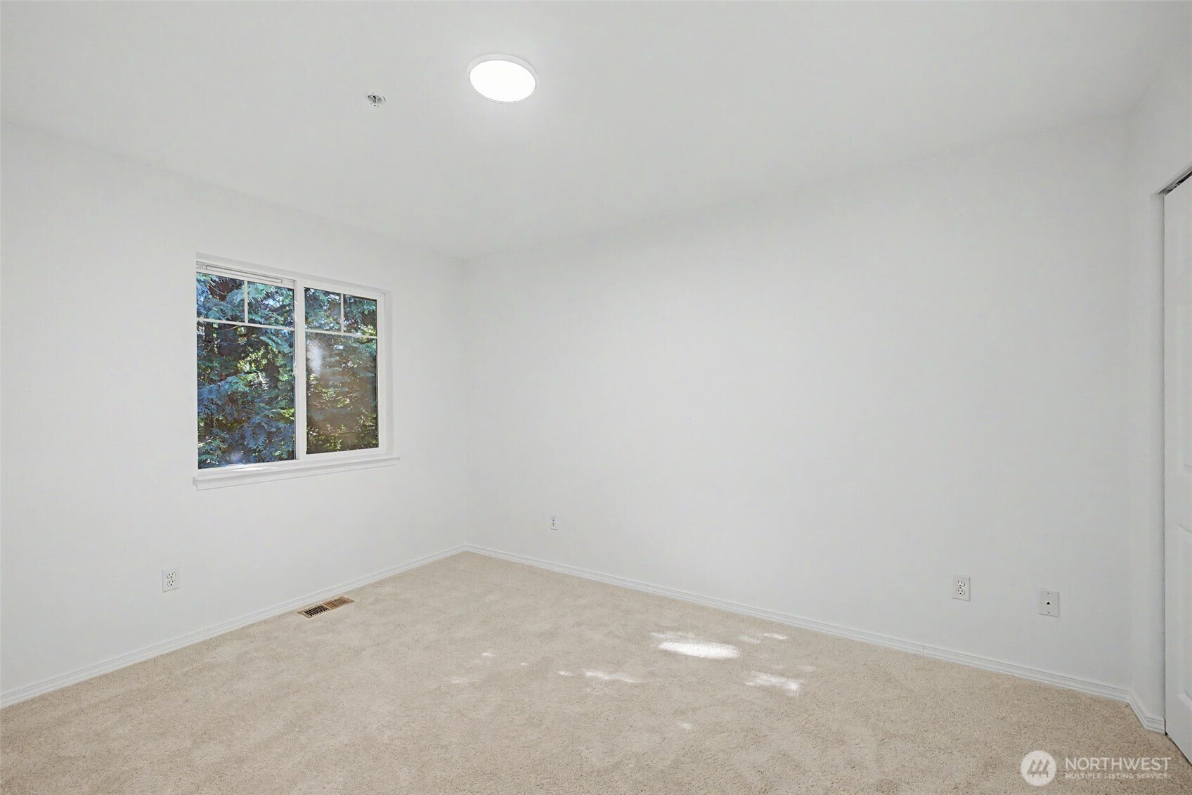 4124 214th Street SW #C, Mountlake Terrace, WA 98043