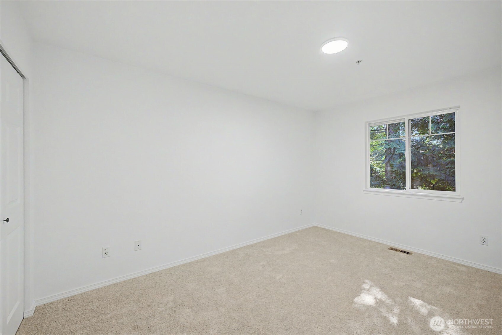 4124 214th Street SW #C, Mountlake Terrace, WA 98043