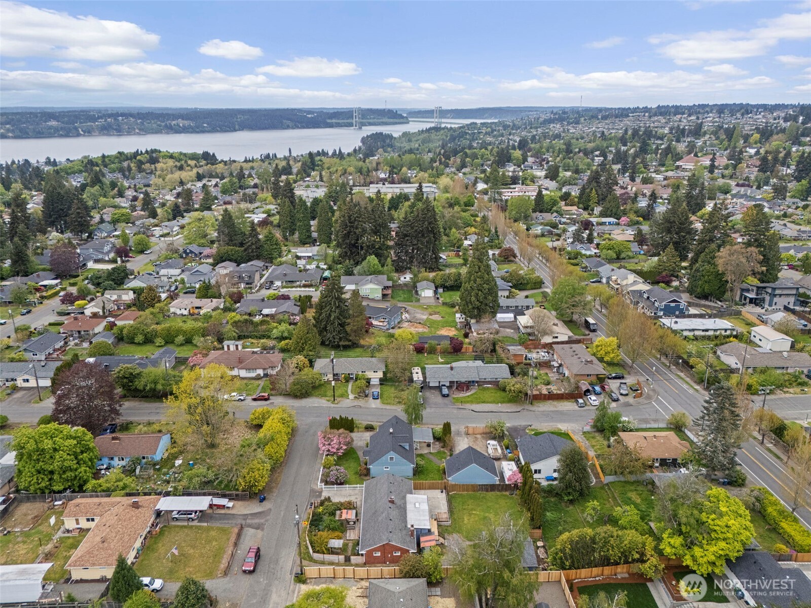 3311 Heather Place W, University Place, WA 98466