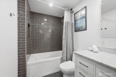 3754 NE 194th Street , Lake Forest Park, WA 98155-3133 - Photo 24