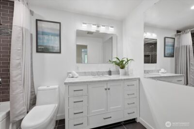 3754 NE 194th Street , Lake Forest Park, WA 98155-3133 - Photo 25