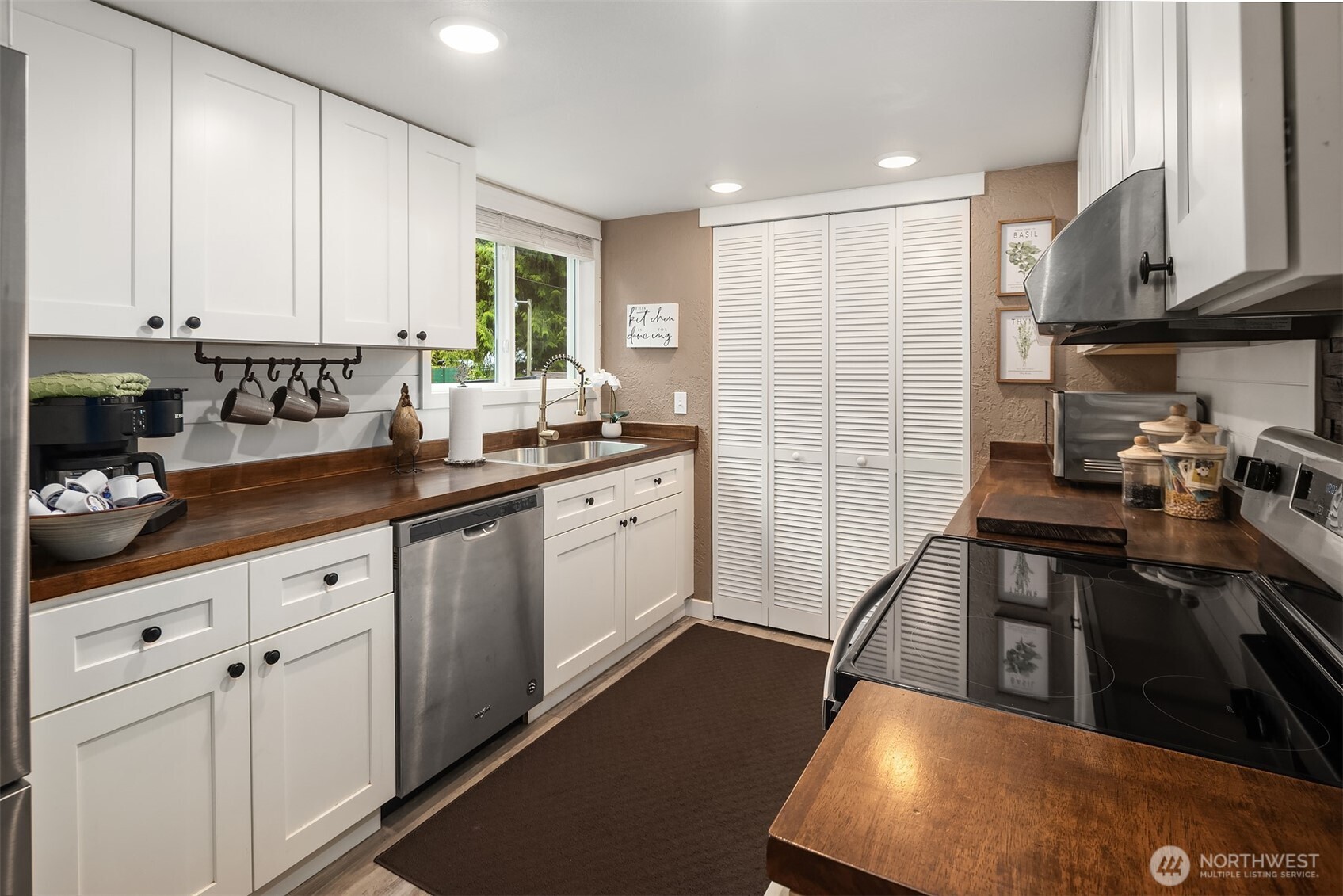 17206 116th Place NE, Arlington, WA 98223