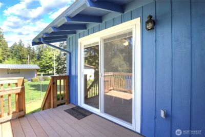 3961 NW Country Lane , Bremerton, WA 98312 - Photo 31