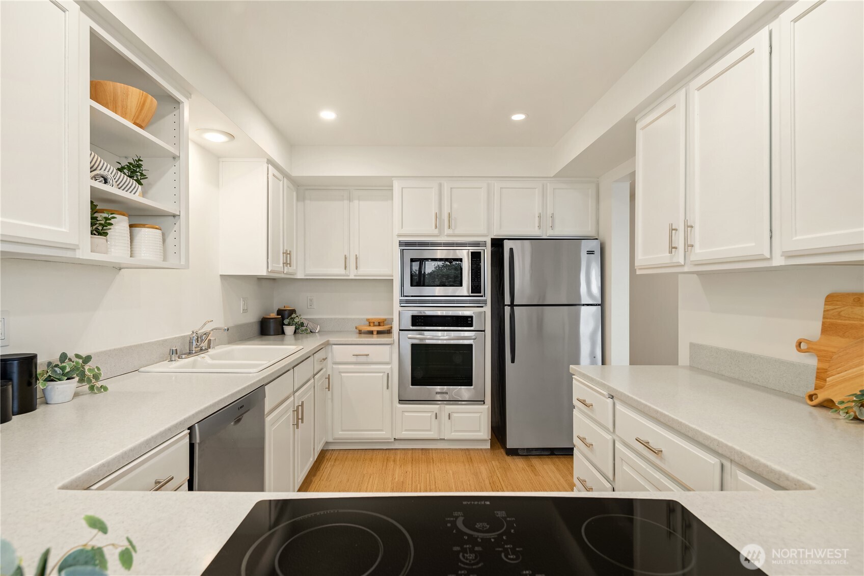 2616 4th Avenue N #405, Seattle, WA 98109