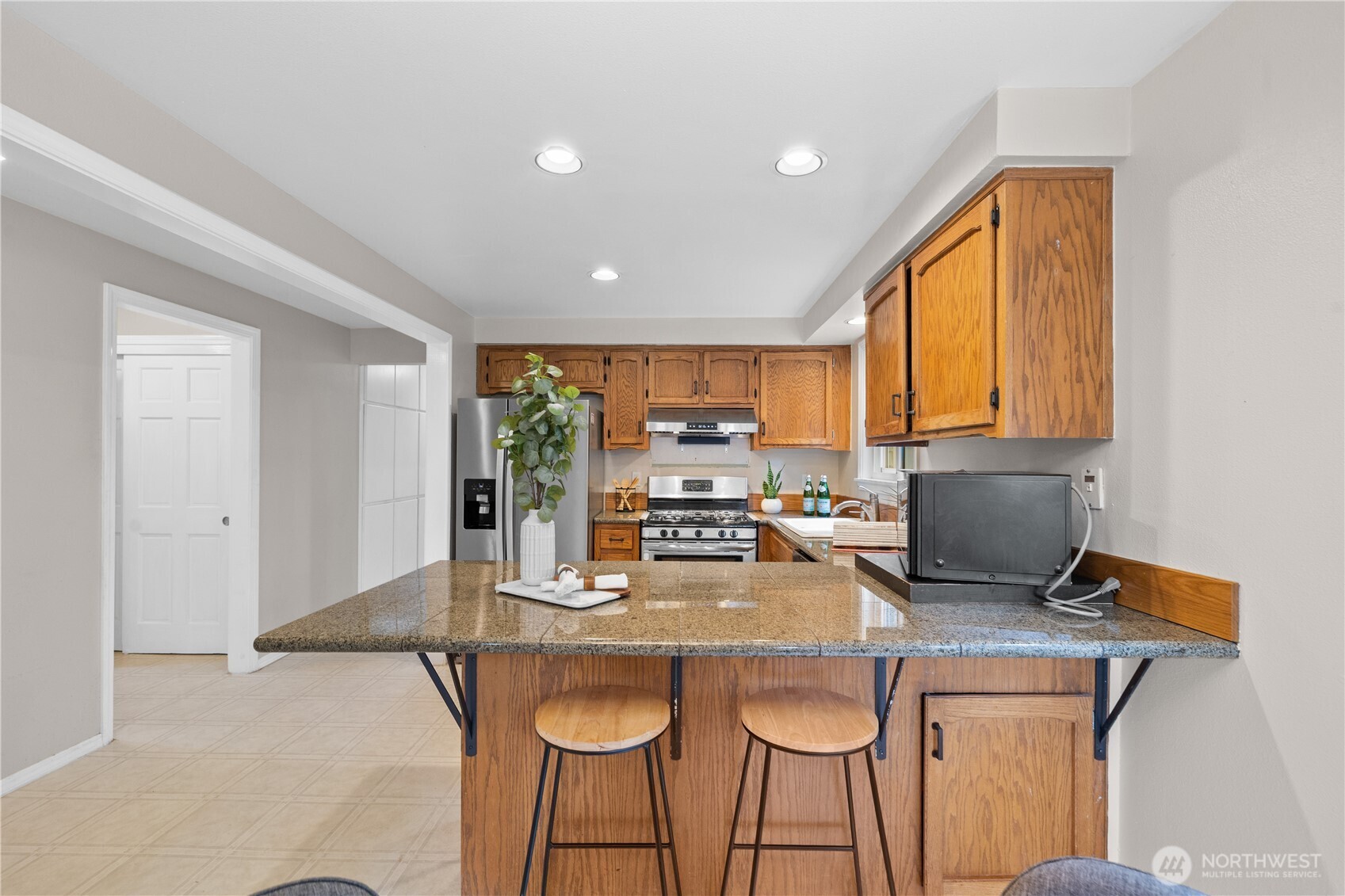 10833 32nd Drive SE, Everett, WA 98208
