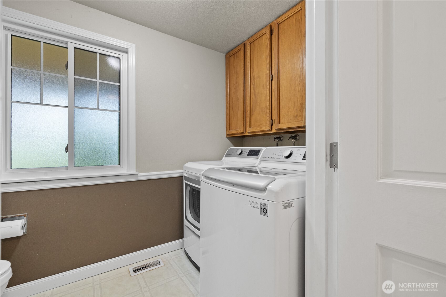 10833 32nd Drive SE, Everett, WA 98208