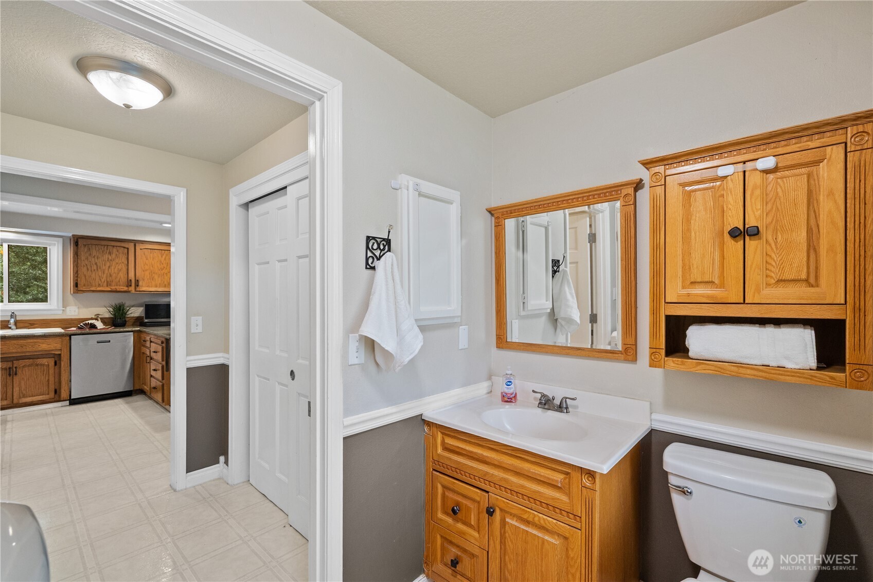 10833 32nd Drive SE, Everett, WA 98208