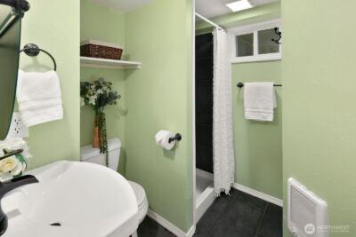 4045 2nd Avenue NE, Seattle, WA 98105 - Photo 19