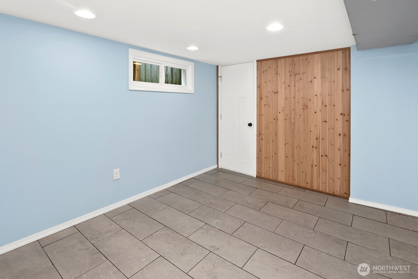 4045 2nd Avenue NE, Seattle, WA 98105