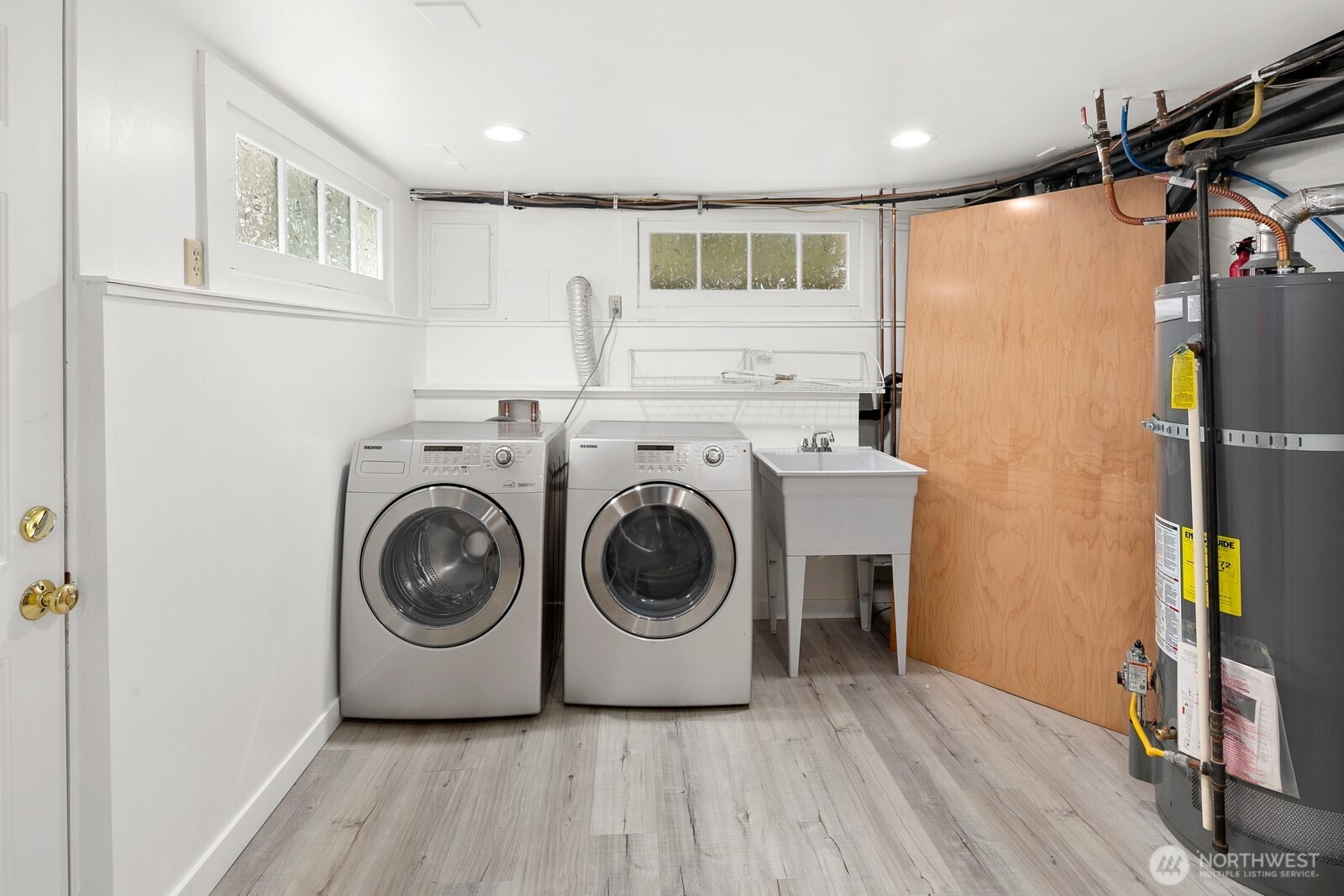 4045 2nd Avenue NE, Seattle, WA 98105