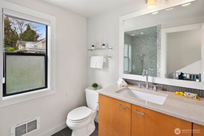 4045 2nd Avenue NE, Seattle, WA 98105 - Photo 15
