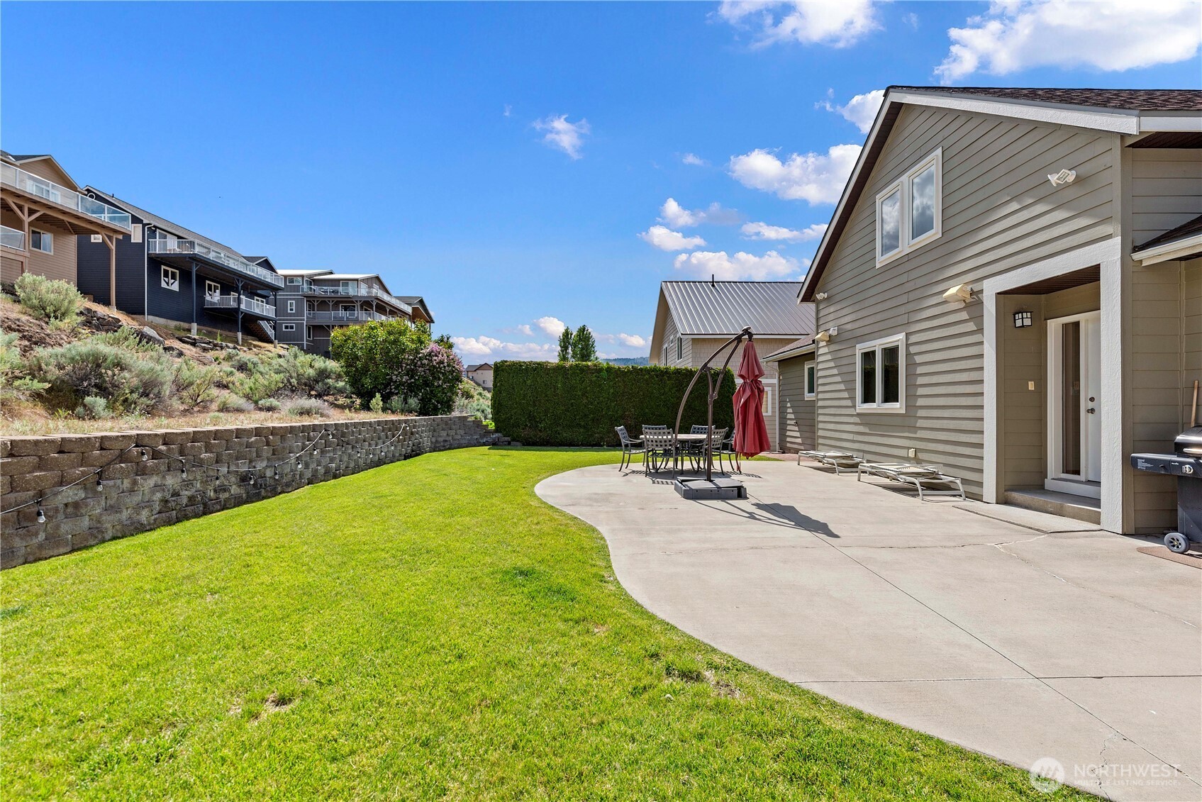 340 W Beach Drive , Orondo, WA 98843