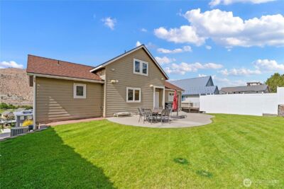 340 W Beach Drive , Orondo, WA 98843 - Photo 27