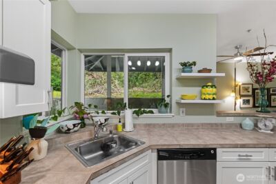 3918 243rd Place SE #F204, Bothell, WA 98021 - Photo 12