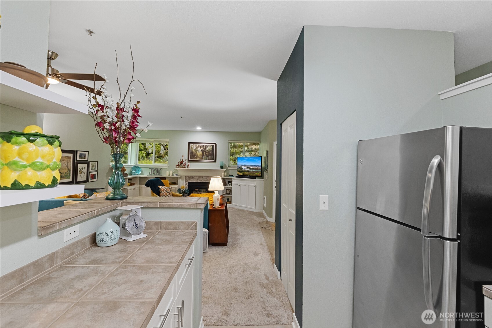 3918 243rd Place SE #F204, Bothell, WA 98021