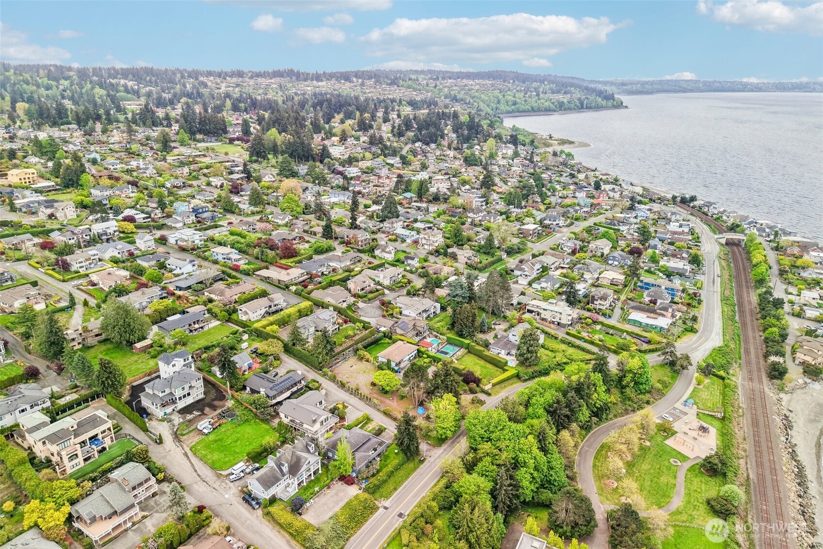 2430 NW 198th Street , Shoreline, WA 98177