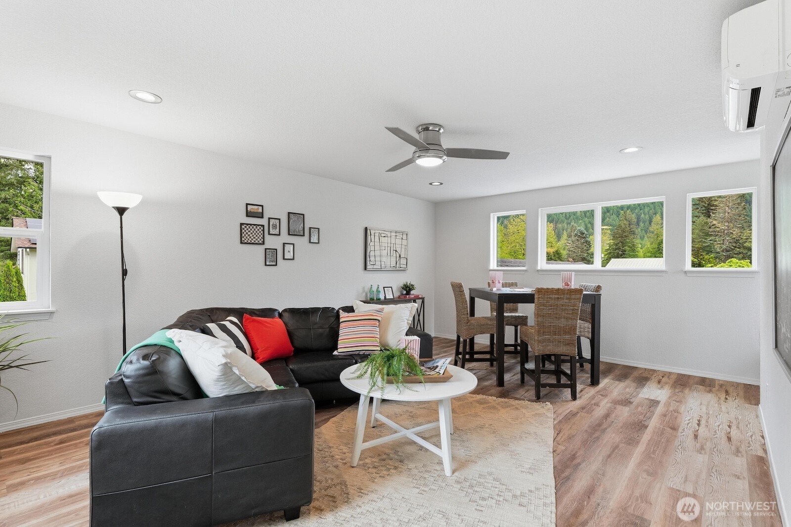 619 Maloney Place NE, North Bend, WA 98045