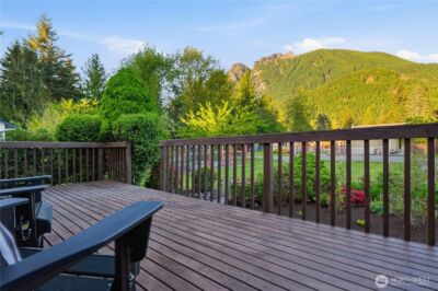 619 Maloney Place NE, North Bend, WA 98045 - Photo 8