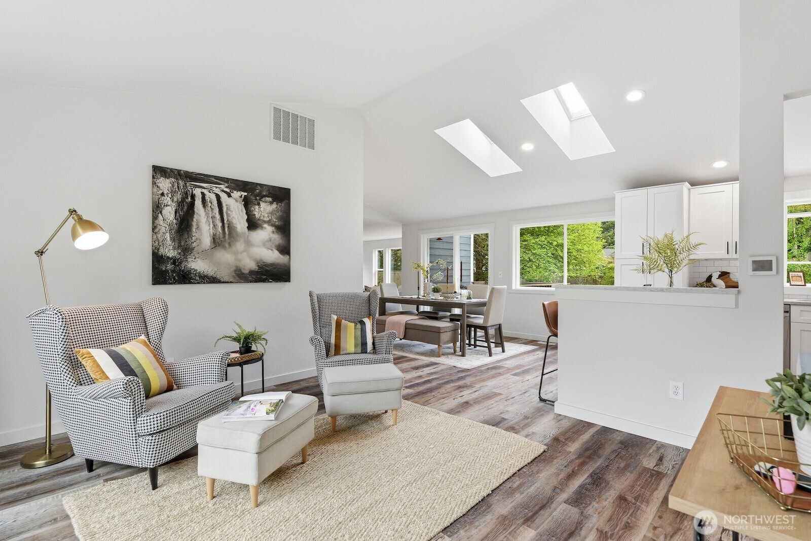 619 Maloney Place NE, North Bend, WA 98045
