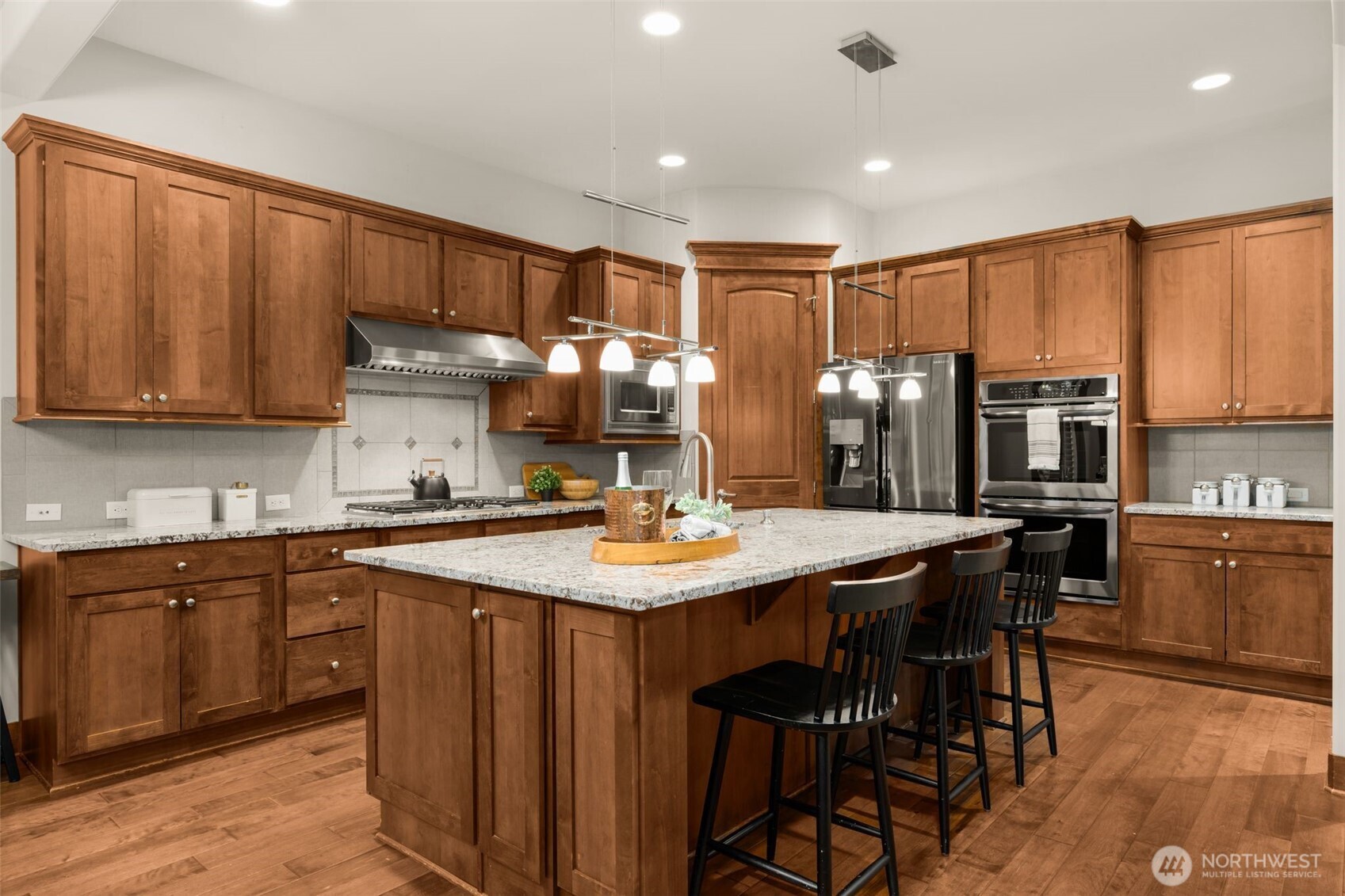 25812 SE 28th Place , Sammamish, WA 98075