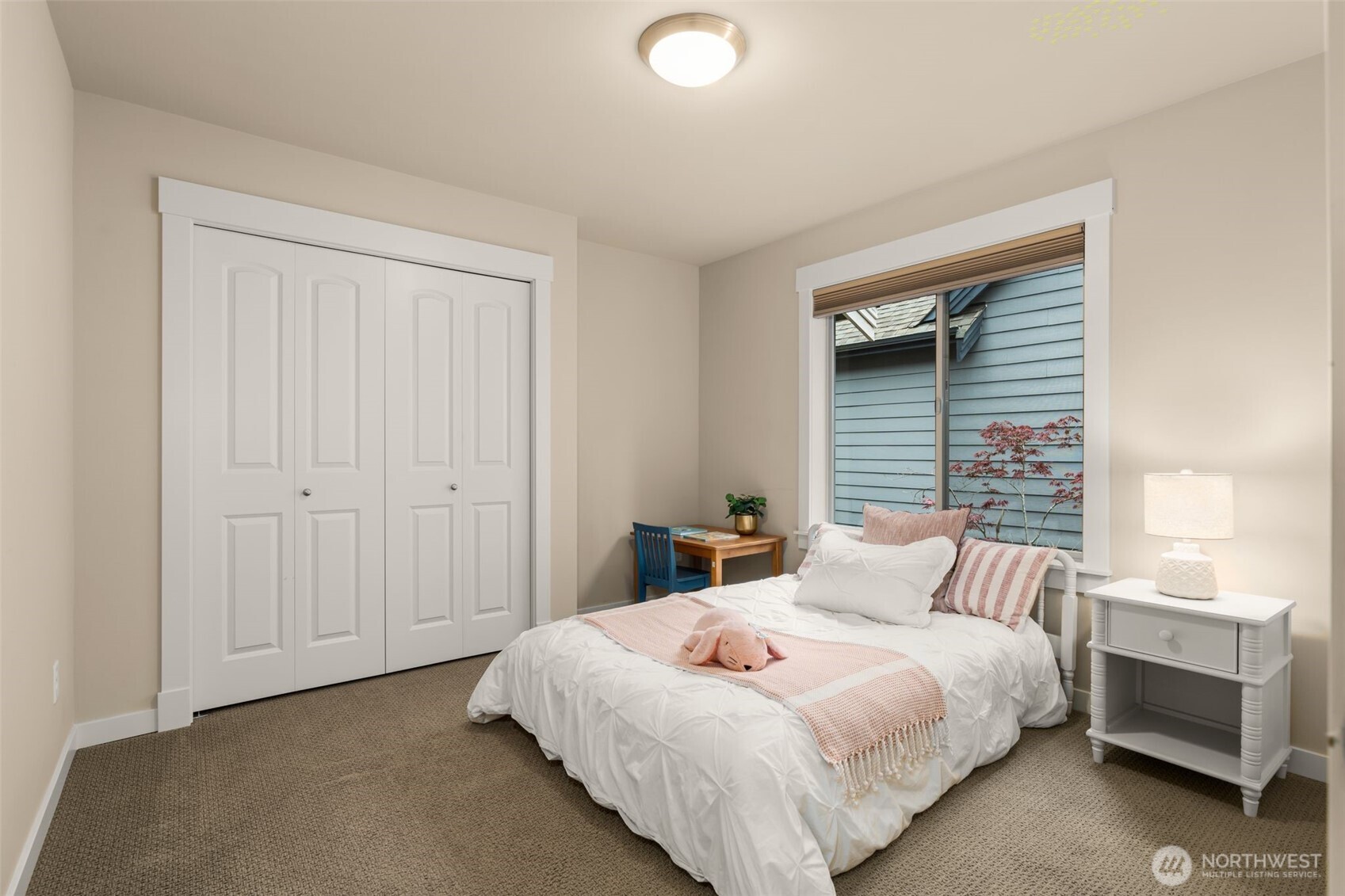 25812 SE 28th Place , Sammamish, WA 98075