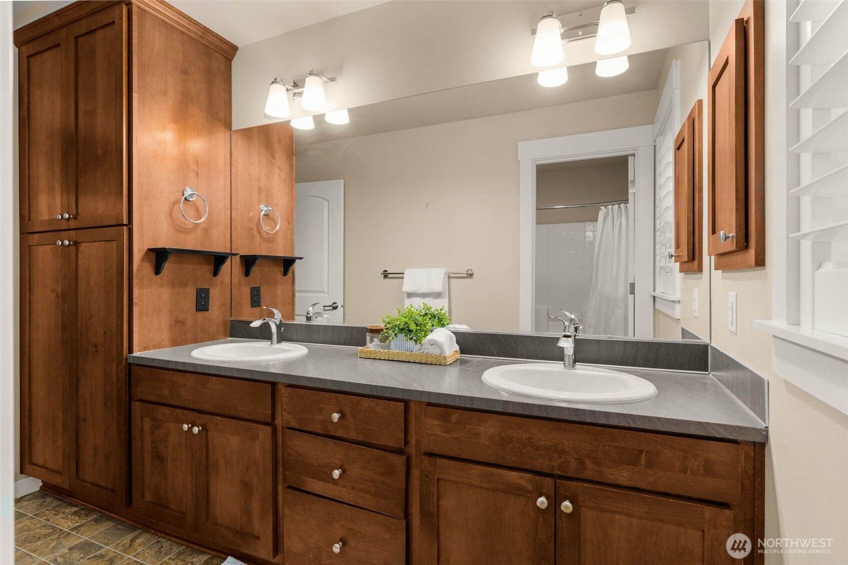 25812 SE 28th Place , Sammamish, WA 98075