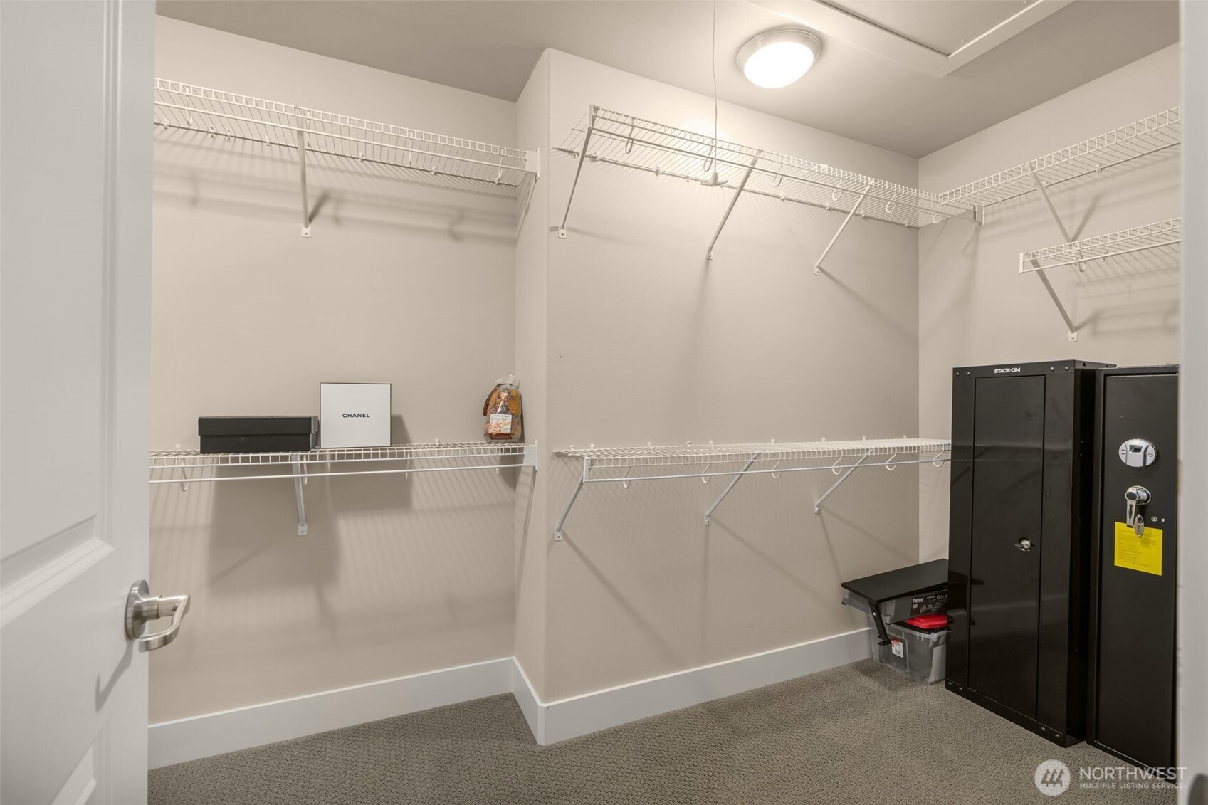 25812 SE 28th Place , Sammamish, WA 98075