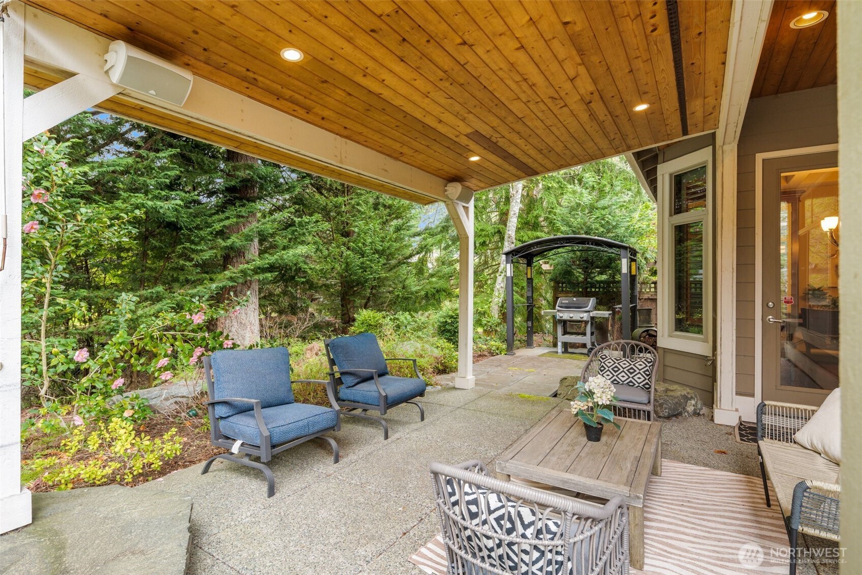 25812 SE 28th Place , Sammamish, WA 98075