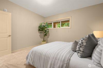 130 105th Avenue SE #A-305, Bellevue, WA 98004 - Photo 18