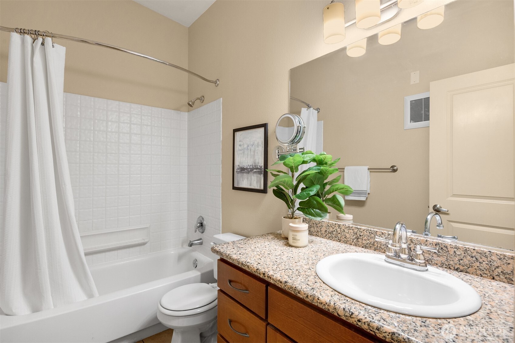 130 105th Avenue SE #A-305, Bellevue, WA 98004