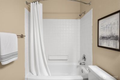 130 105th Avenue SE #A-305, Bellevue, WA 98004 - Photo 21