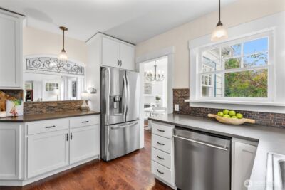 8325 Mountain Avenue SE, Snoqualmie, WA 98065 - Photo 11