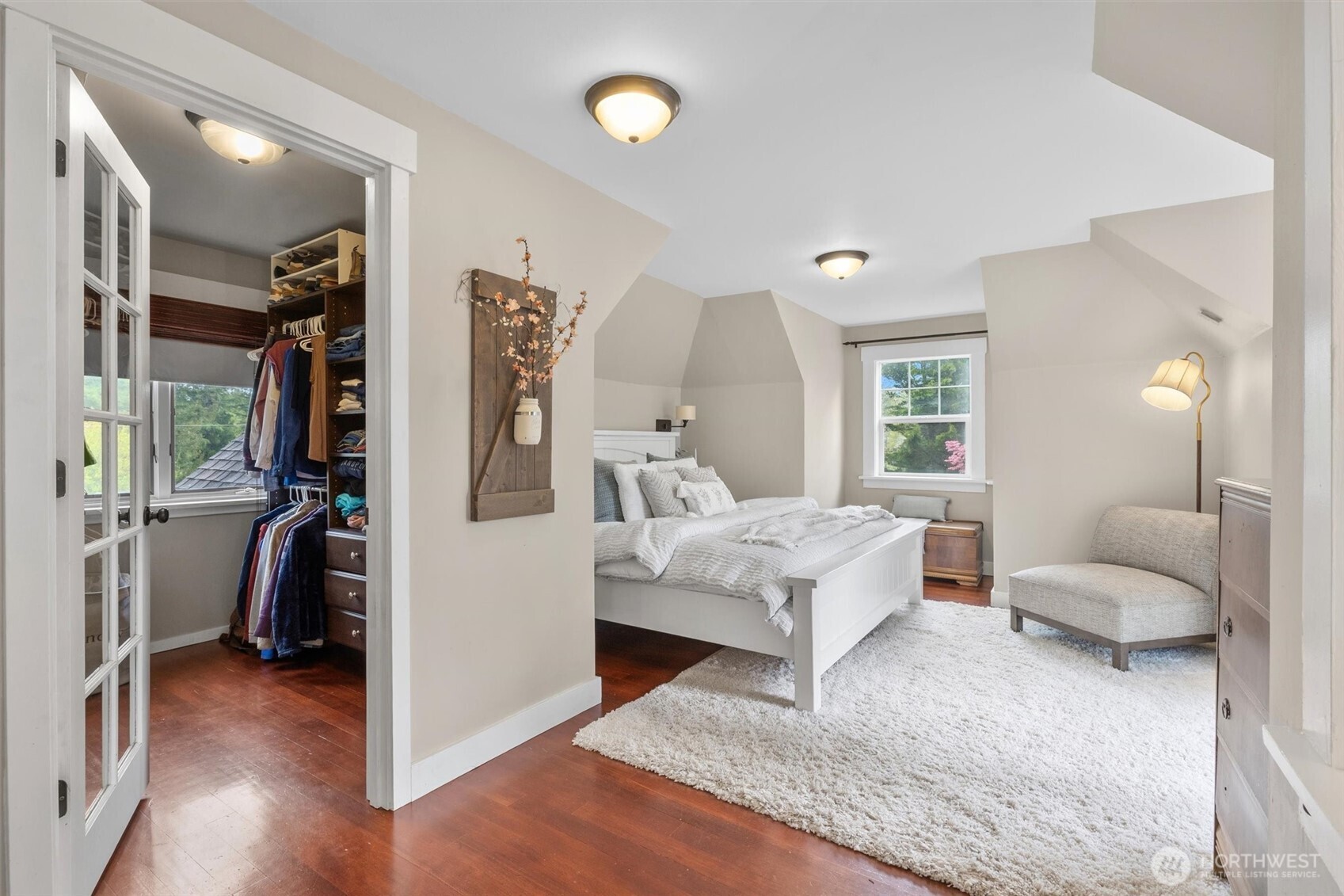8325 Mountain Avenue SE, Snoqualmie, WA 98065