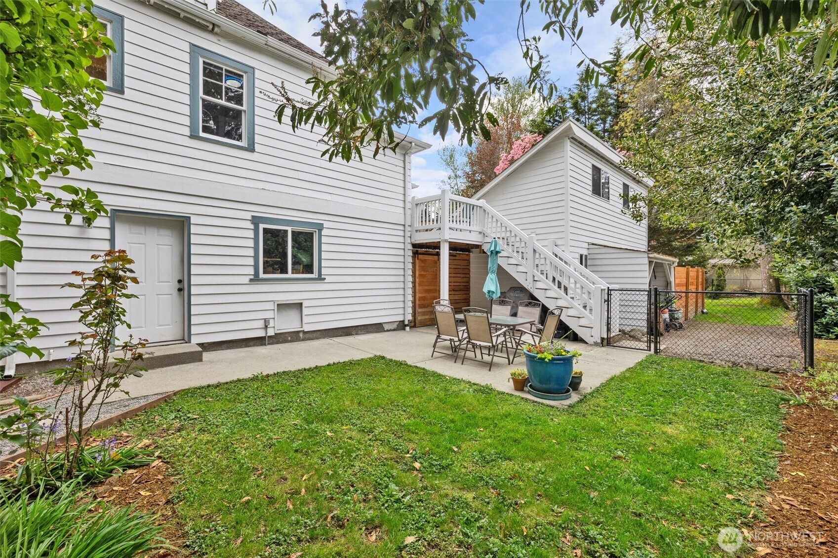 8325 Mountain Avenue SE, Snoqualmie, WA 98065