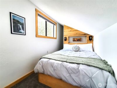 8325 Mountain Avenue SE, Snoqualmie, WA 98065 - Photo 38