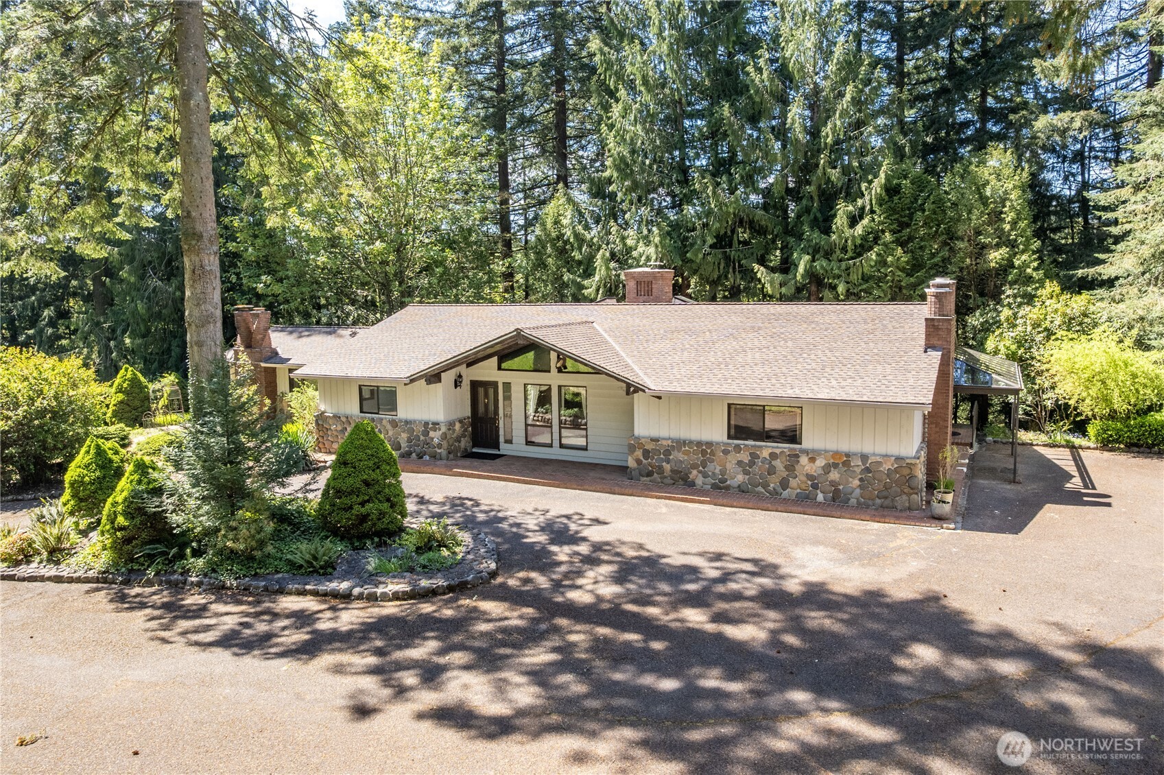 2041 Delameter Road , Castle Rock, WA 98611