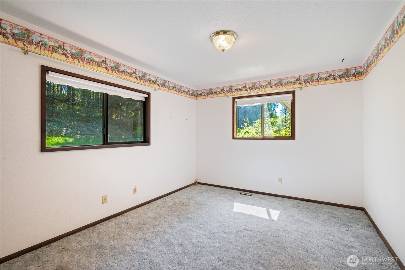 2041 Delameter Road , Castle Rock, WA 98611