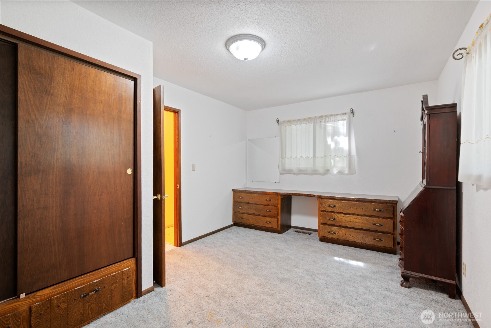 2041 Delameter Road , Castle Rock, WA 98611