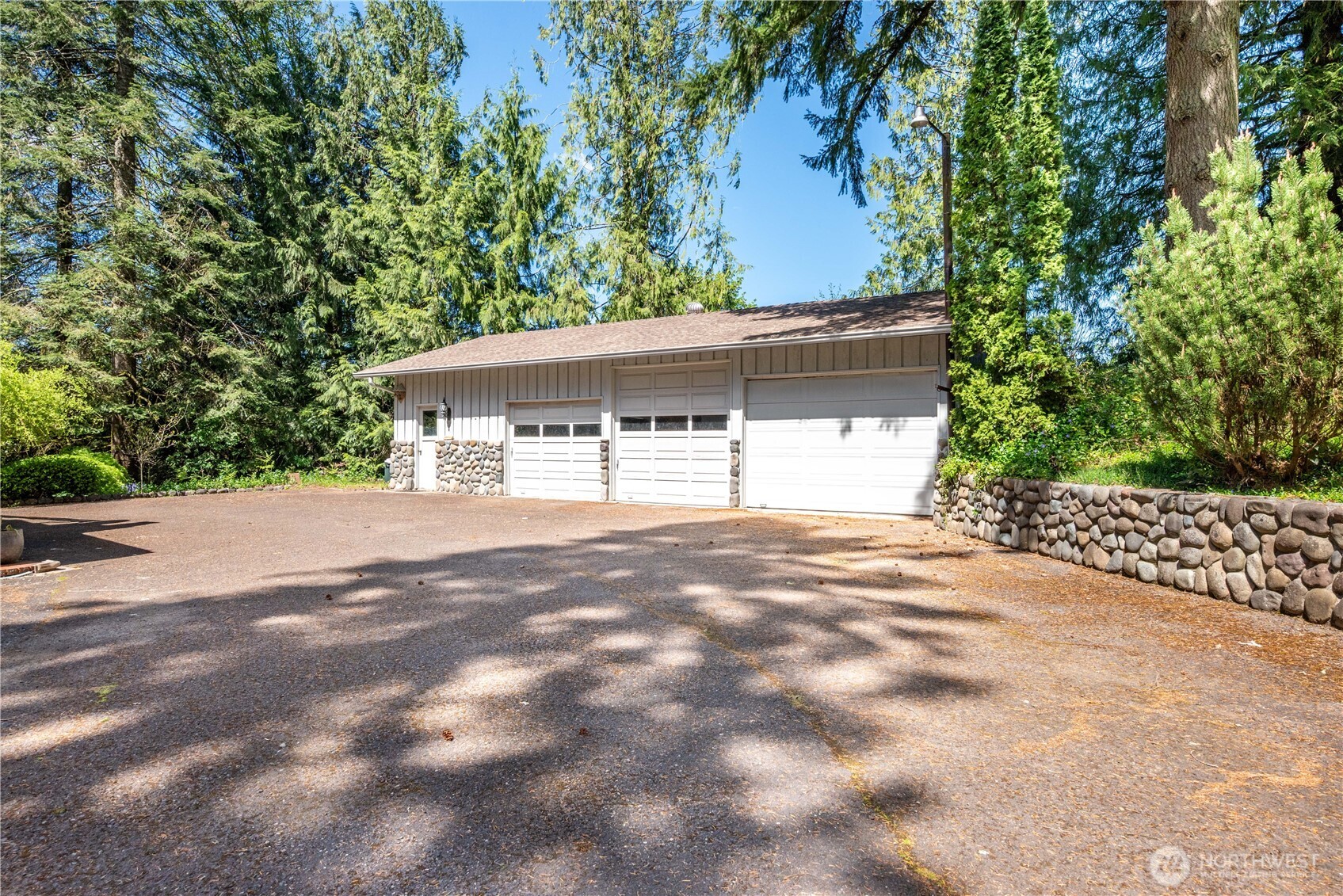 2041 Delameter Road , Castle Rock, WA 98611