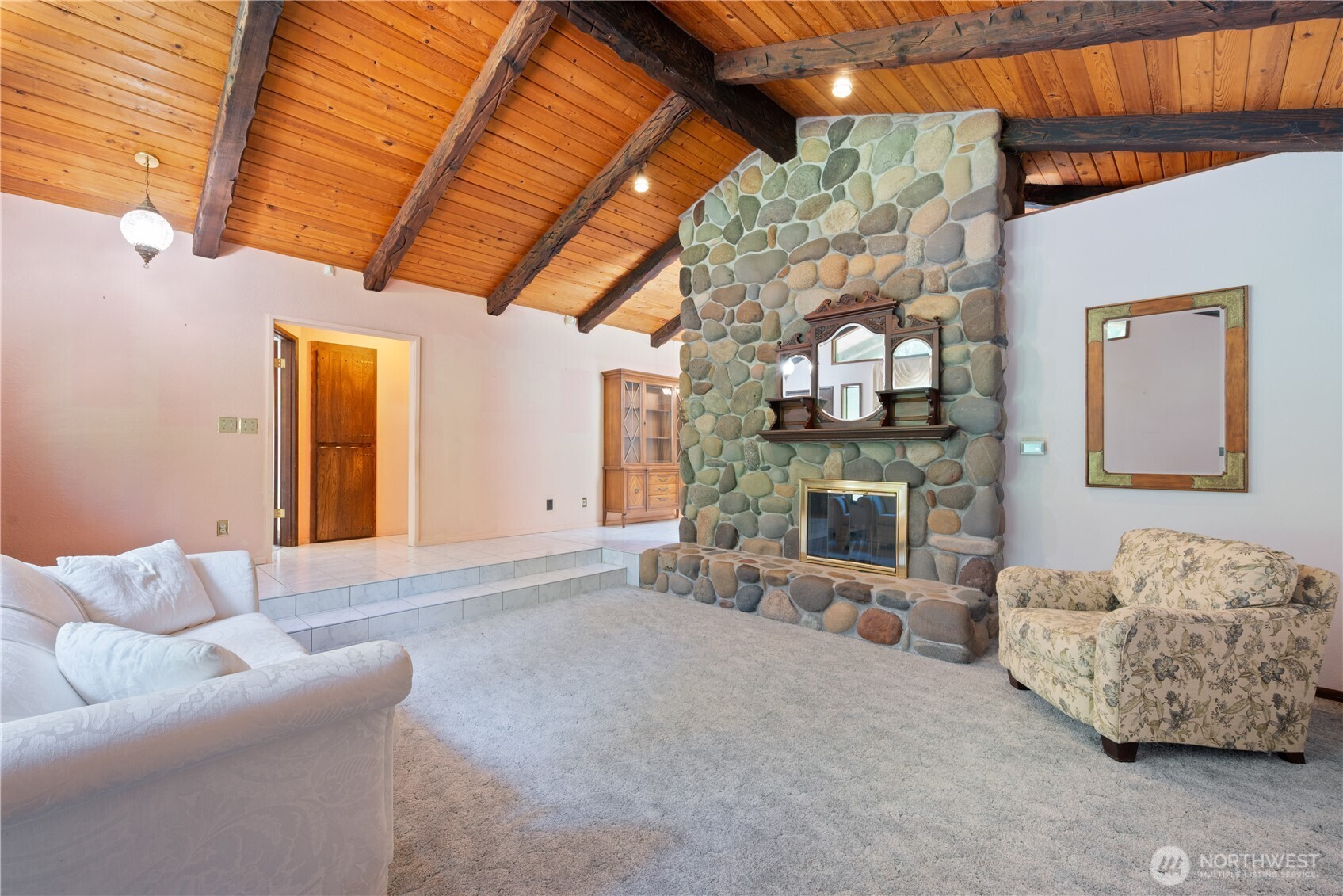 2041 Delameter Road , Castle Rock, WA 98611