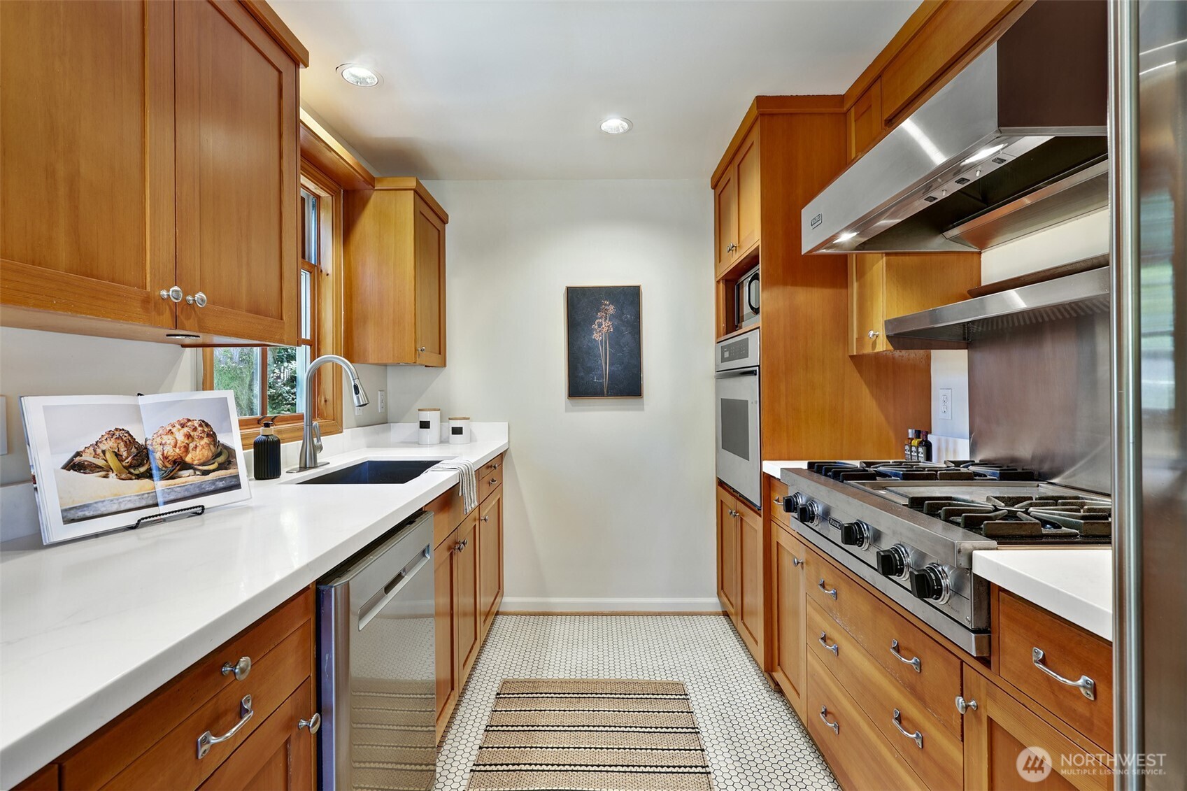 3803 NE 82nd Street , Seattle, WA 98115