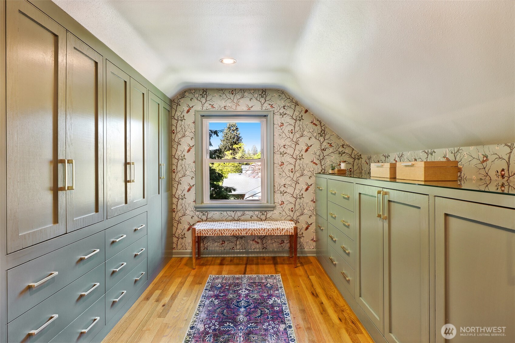 3803 NE 82nd Street , Seattle, WA 98115