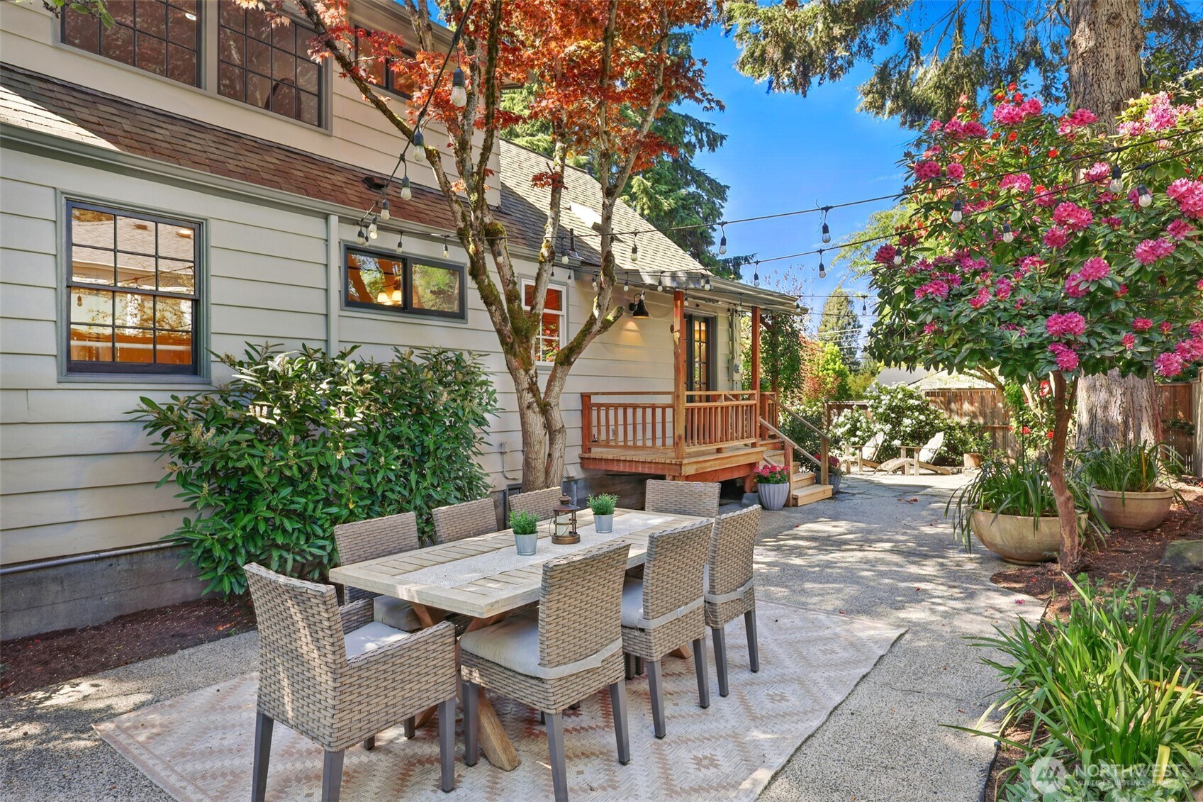 3803 NE 82nd Street , Seattle, WA 98115