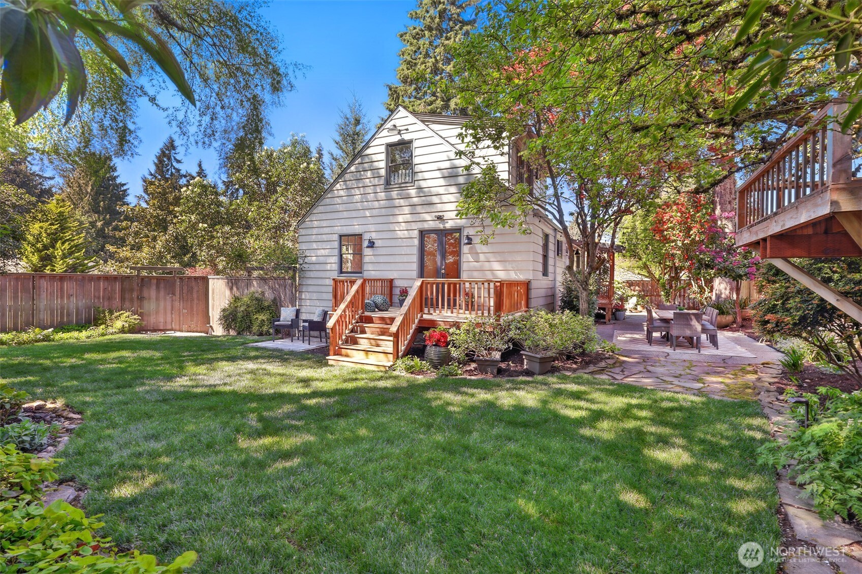 3803 NE 82nd Street , Seattle, WA 98115